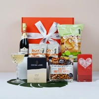 creative_hampers_A Sparkling Snack Celebration Hamper       7139